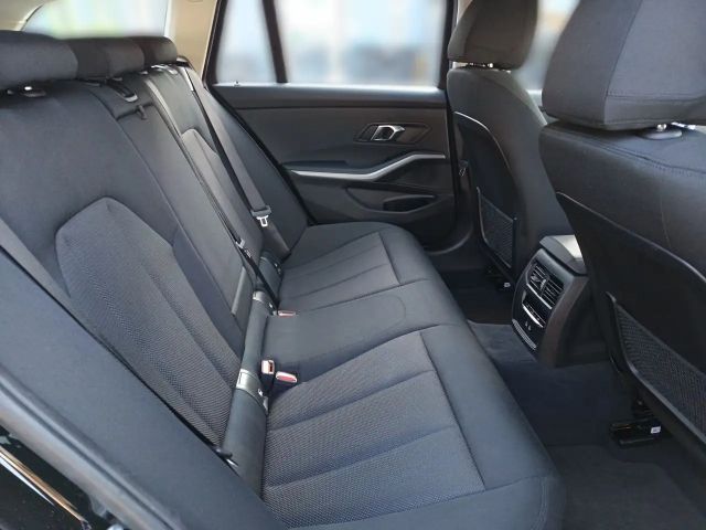 BMW 318 318i Touring