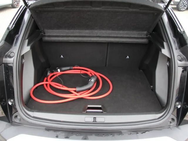 Peugeot E-2008 Allure Pack