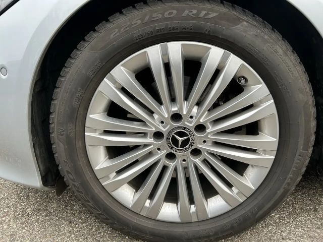 Mercedes-Benz C 180 AVANTGARDE Estate