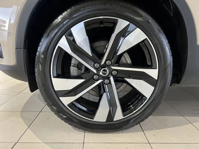 Volvo XC40 Dark Ultra