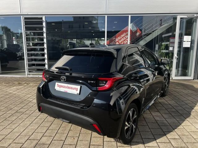 Toyota Yaris Hatchback Hybride VVT-i