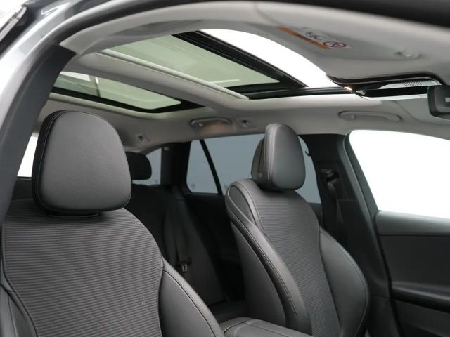 Mercedes-Benz C 200 VIRT LEDER PANO SHZ PTS KAM NAVI