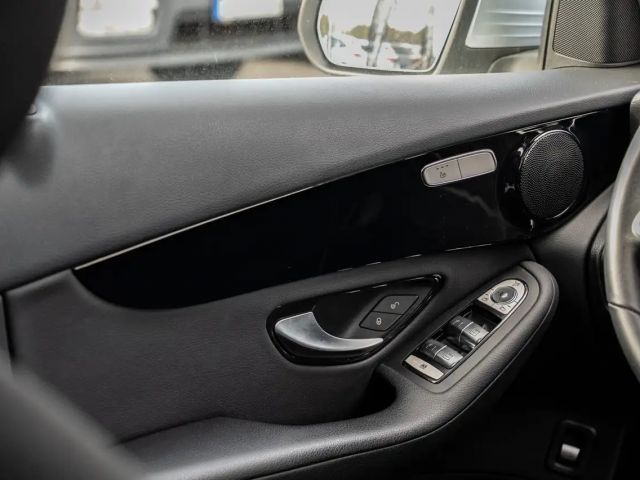 Mercedes-Benz GLC 300 4MATIC