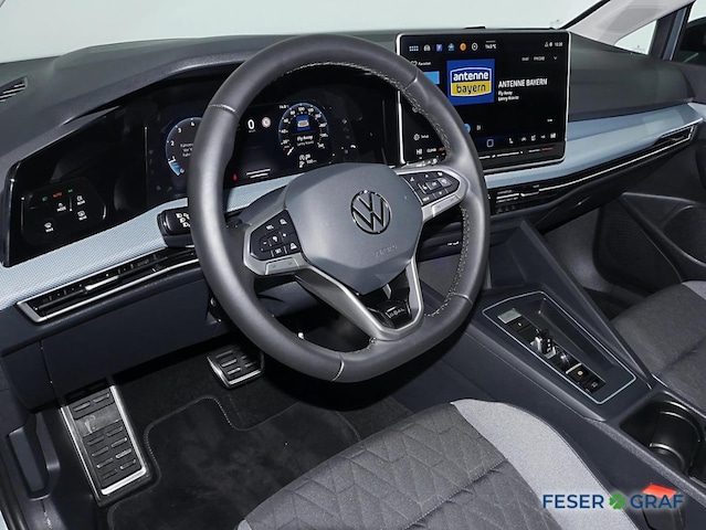 Volkswagen Golf 1.5 eTSI DSG