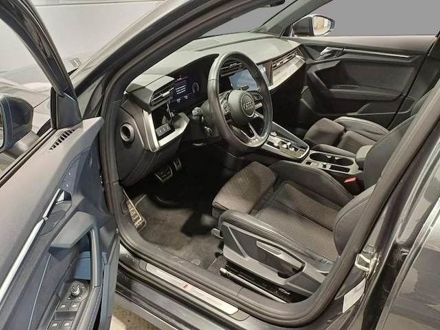 Audi A3 35 TFSI S-Line S-Tronic Sedan