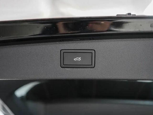 Volkswagen Tiguan 4Motion DSG R-Line