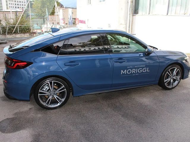 Honda Civic Advance Hybrid