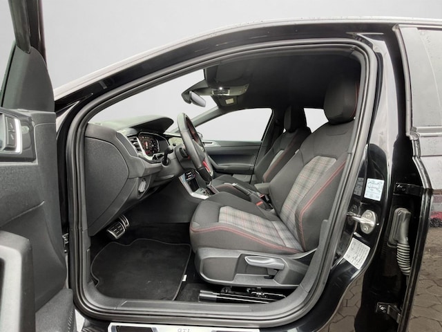 Volkswagen Polo 2.0 TSI DSG GTI