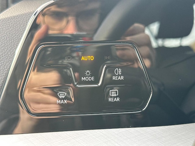 Volkswagen Golf 1.5 eTSI DSG Life