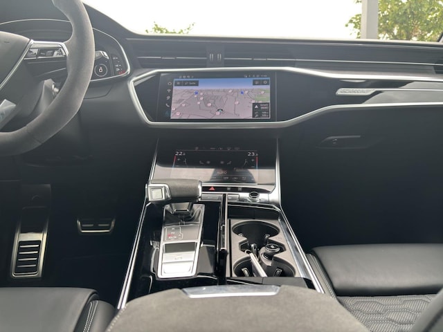 Audi A6 e-tron Avant Performance Quattro