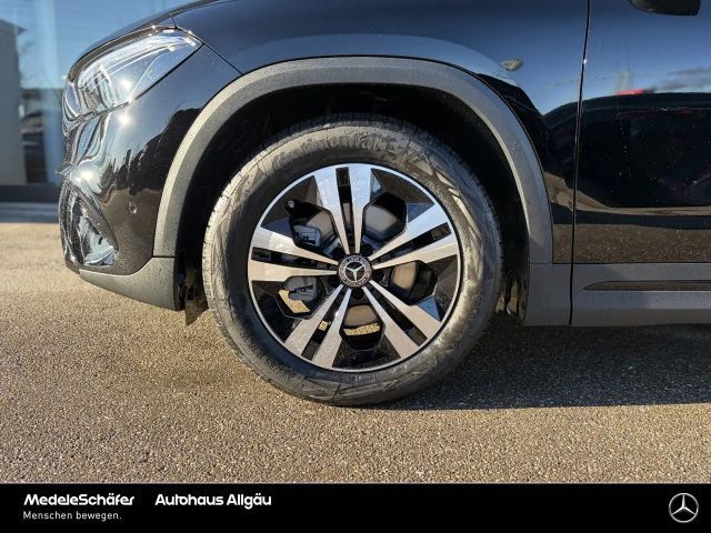 Mercedes-Benz GLA 200 Progressive