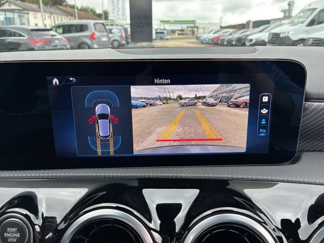 Mercedes-Benz A 180 Hatchback Progressive