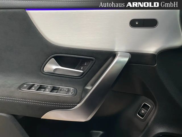 Mercedes-Benz CLA 220 AMG Line CLA 220 d Coupé