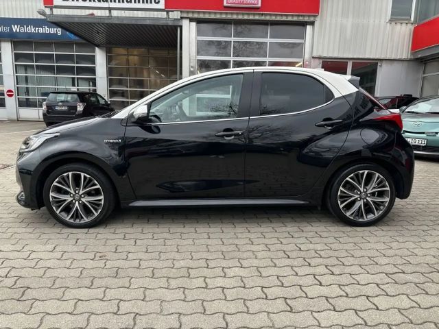 Toyota Yaris Hatchback Hybride VVT-i