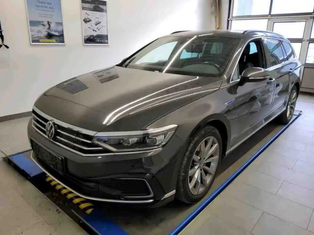 Volkswagen Passat GTE Variant