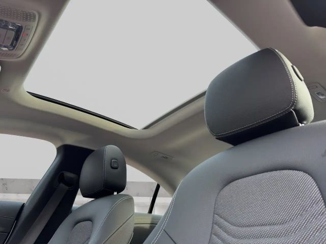 Mercedes-Benz CLA 180 Coupé Progressive