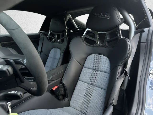 Porsche Cayman 718 Coupé RS