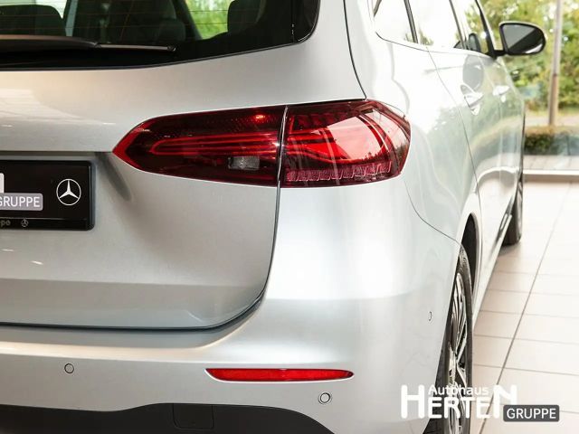 Mercedes-Benz B 200 Progressive Sedan