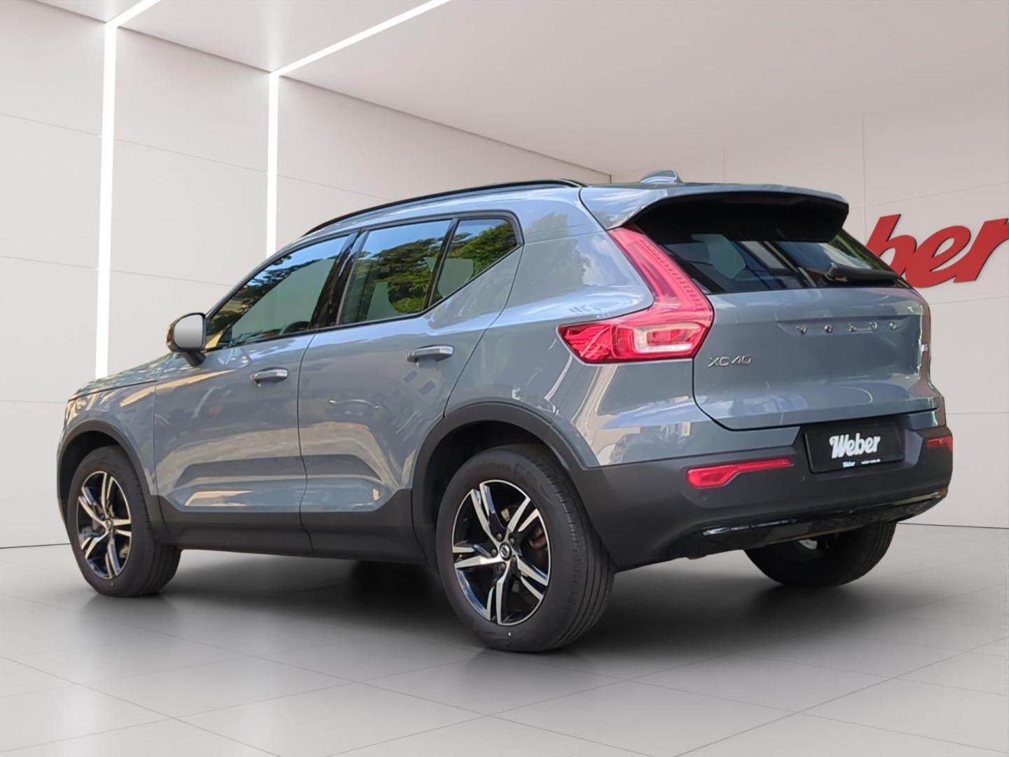 Volvo XC40 Dark Plus