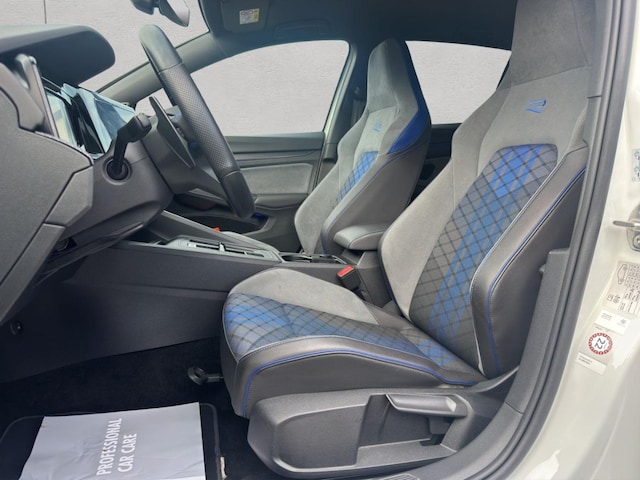 Volkswagen Golf 2.0 TSI 4Motion DSG Golf VIII