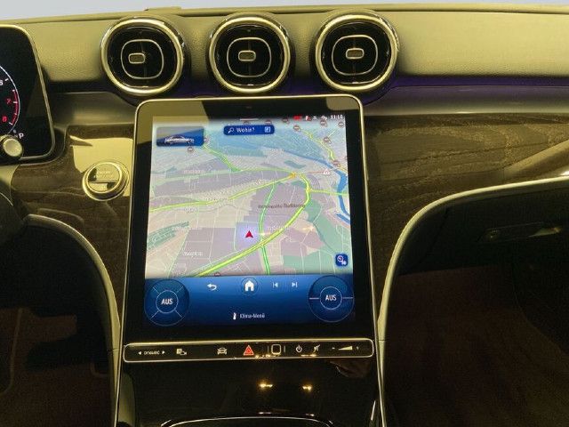 Mercedes-Benz C 180 Sedan