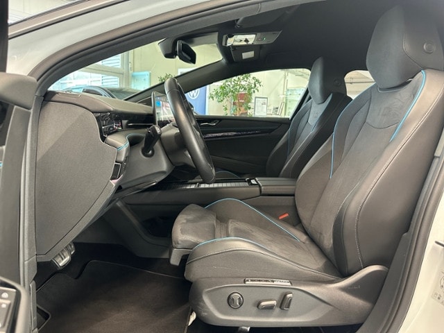 Volkswagen ID.7 ID.7 Pro NAV HARMAN MATRIX 4xKAM DCC 20' WÄRMEPU