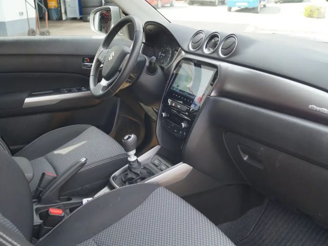 Suzuki Vitara AllGrip Hybrid Shine
