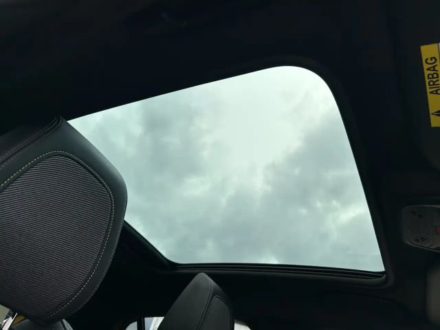 Peugeot E-208 GT-Line