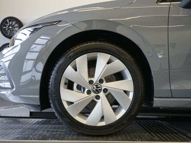 Volkswagen Golf 1.5 eTSI DSG Golf VIII Variant