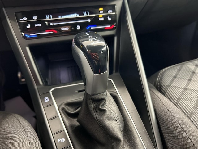 Volkswagen Polo 1.0 TSI DSG R-Line