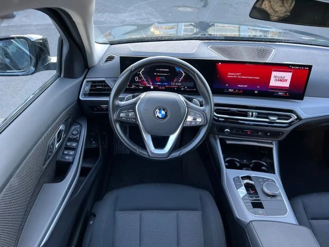 BMW 320 320d Touring xDrive