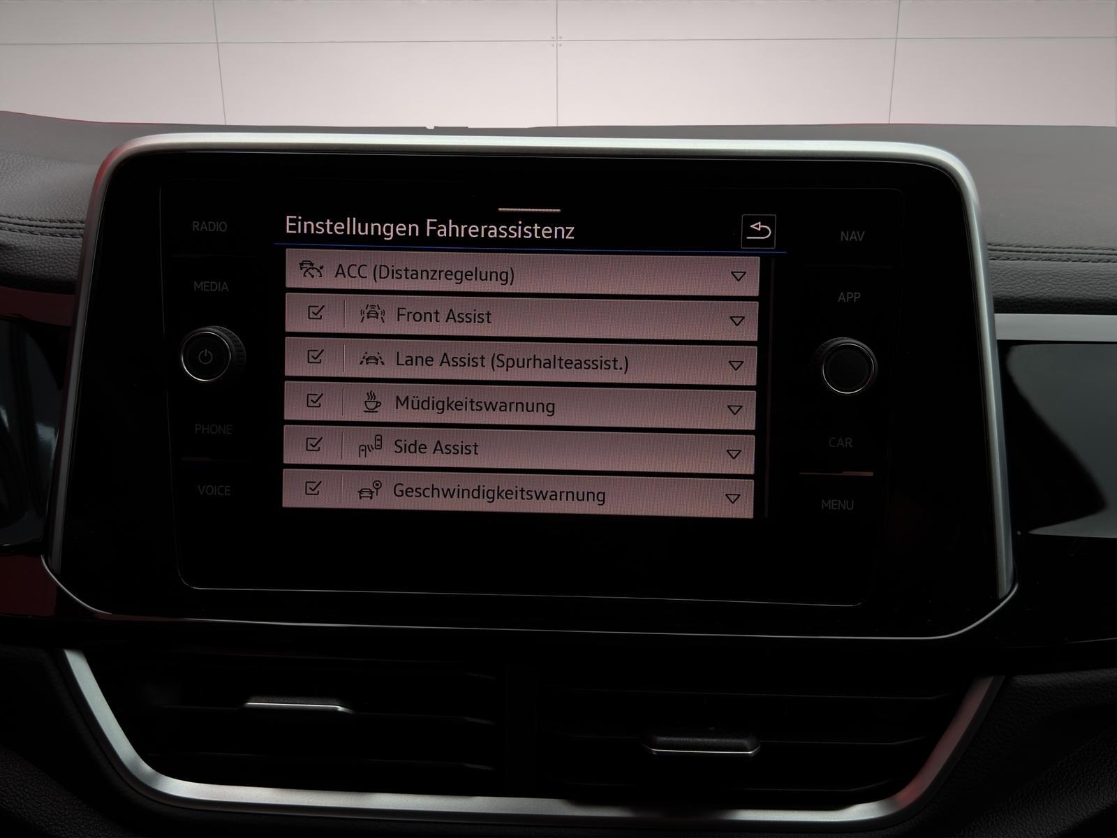 Volkswagen T-Roc 1.5 TSI DSG R-Line