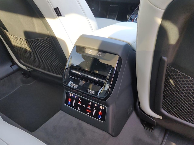 Audi A6 e-tron Quattro