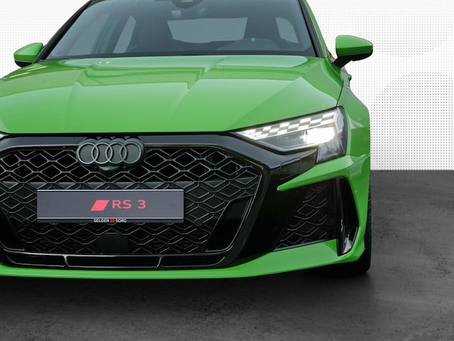 Audi RS3 Quattro S-Tronic Sedan