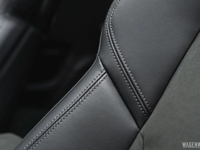 Porsche 992 4 Cabrio GTS Targa