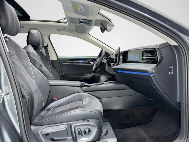 Volkswagen Passat 1.5 eTSI DSG Variant