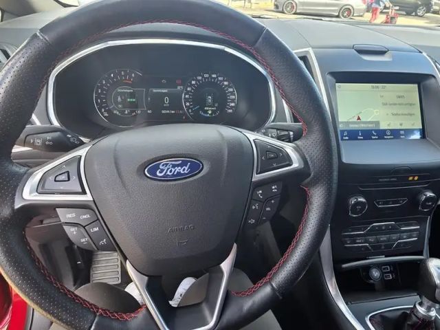 Ford S-Max ST Line