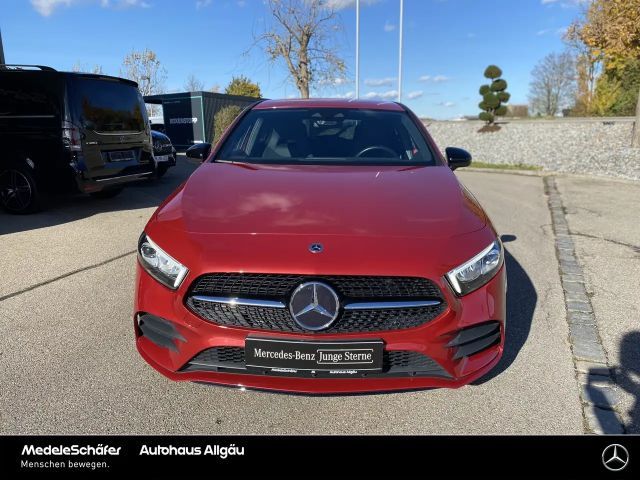 Mercedes-Benz A 180 AMG Line