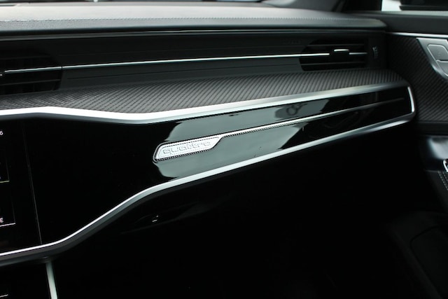 Audi S6 Avant Quattro