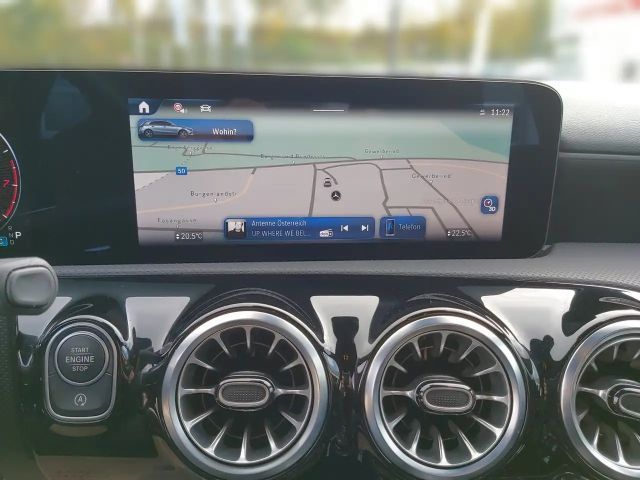 Mercedes-Benz A 200 AMG Line Hatchback