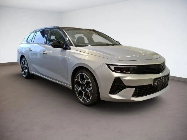 Opel Astra Sports Tourer Ultimate
