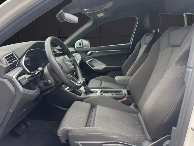 Audi Q3 35 TDI S-Tronic