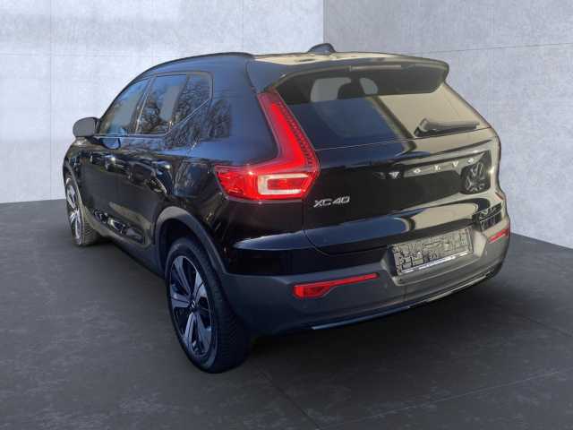 Volvo XC40 XC40 Navi LED Klima Standhzg Einparkhilfe el. Fenster