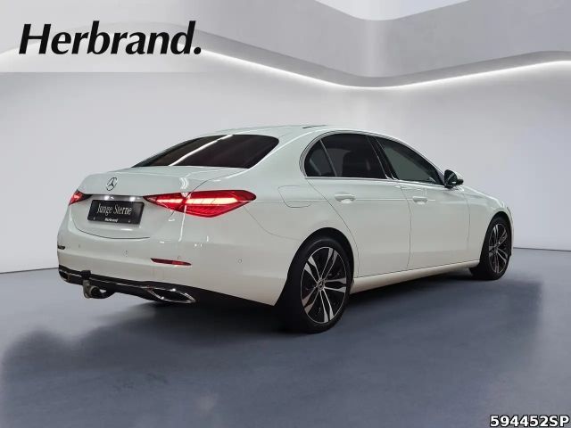 Mercedes-Benz C 180 AVANTGARDE Sedan