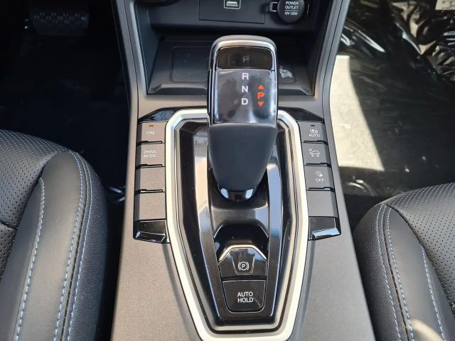 SsangYong Korando E-Motion Titanium