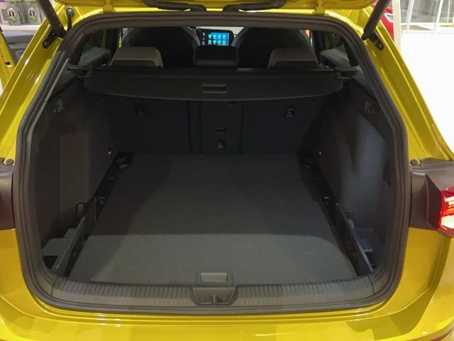 Volkswagen Golf DSG R-Line Variant