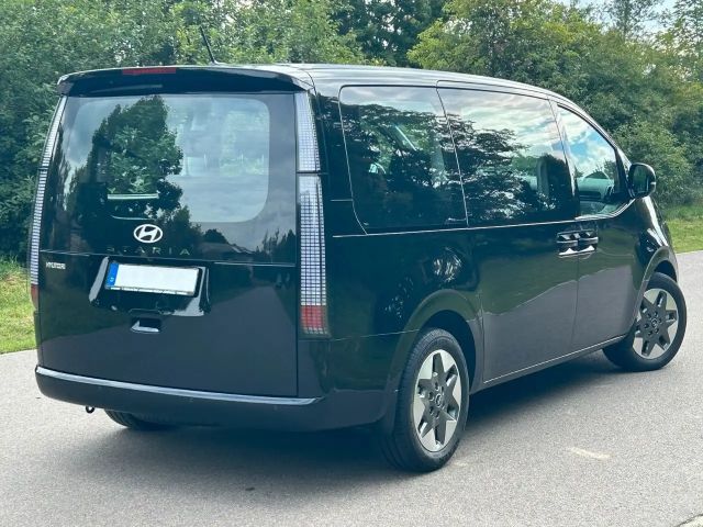 Hyundai Staria Trend