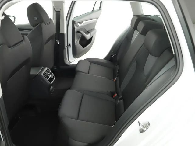 Skoda Octavia Essence TSI