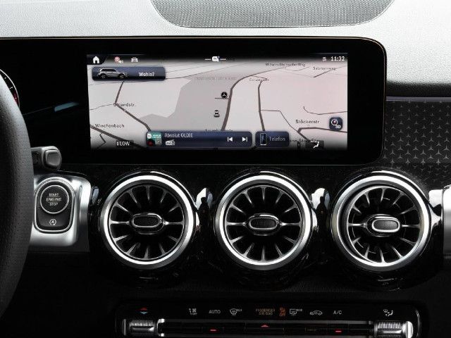 Mercedes-Benz GLB 180 