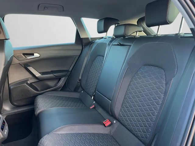 Seat Leon 1.5 TSI FR-lijn Sportstourer